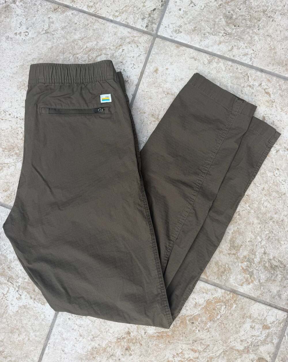Vuori Men's Ripstop Utility Pants with Zippered Pockets and Drawstring